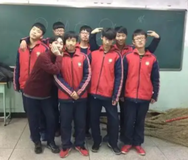 要让五育并重不再是抽象的理念而是每一所校园都必须到达的标配