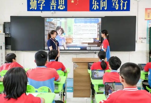 打破限制让因材施教的教育抱负凭借技术的力气照进每一间教室