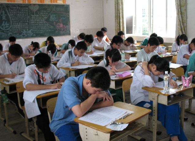 让每个孩子在实在互动中习得面向未来的中心教育实践样本 让每个孩子在实在互动中习得面向未来的中心教育实践样本