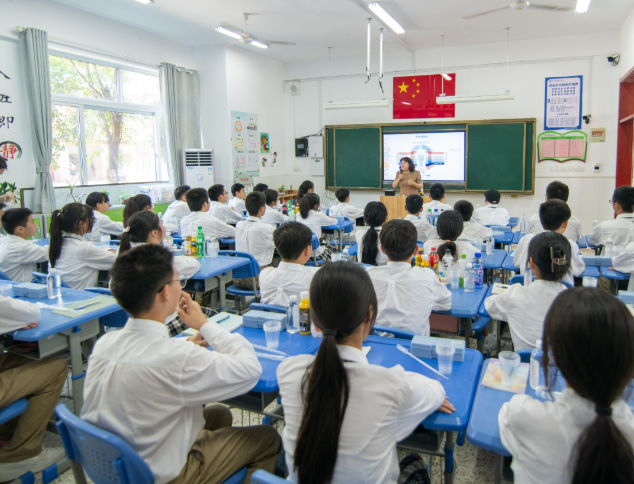 惠及民生才干真正办妥公民满意的教育强化战略特点赋能